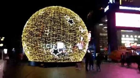 LEDポールの設置、街頭のクリスマスボール、休日、LED