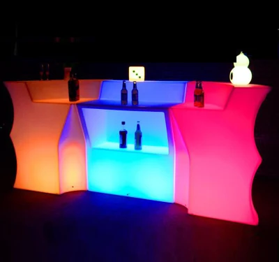 販売のためのナイトクラブ用のカラフルな LED 照明を備えたモダンなプラスチック バー カウンター