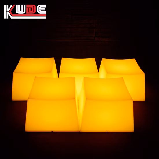 PE キューブリモコン充電スクエアチェアランプクリエイティブファッション家庭用家具バー LED 発光スクエアスツール